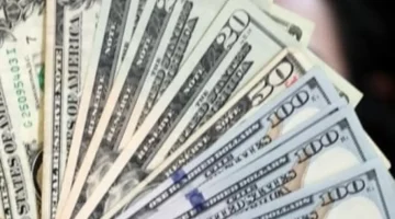 سعر الدولار مقابل الجنيه قبل انطلاقة جلسة التداول